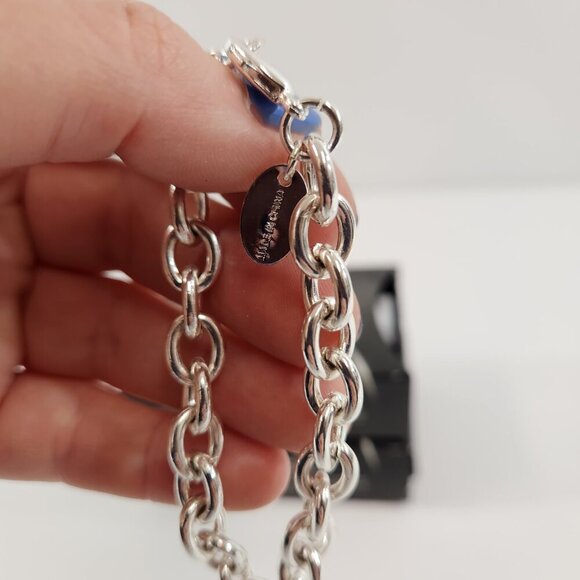 NHL Vancouver Canucks Heart Bracelets x 2 and Bottle Opener Bundle Avon - Picture 6 of 10